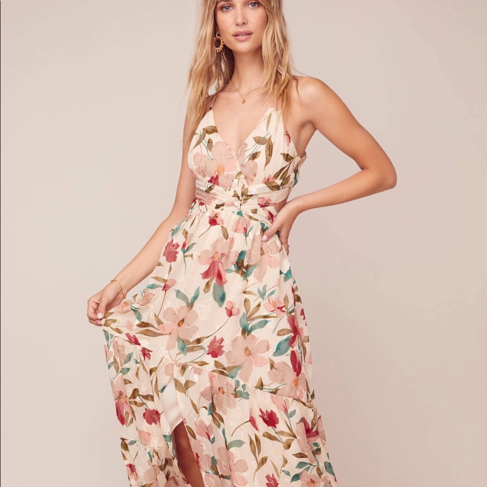 ASTR THE LABEL Cream floral dress M